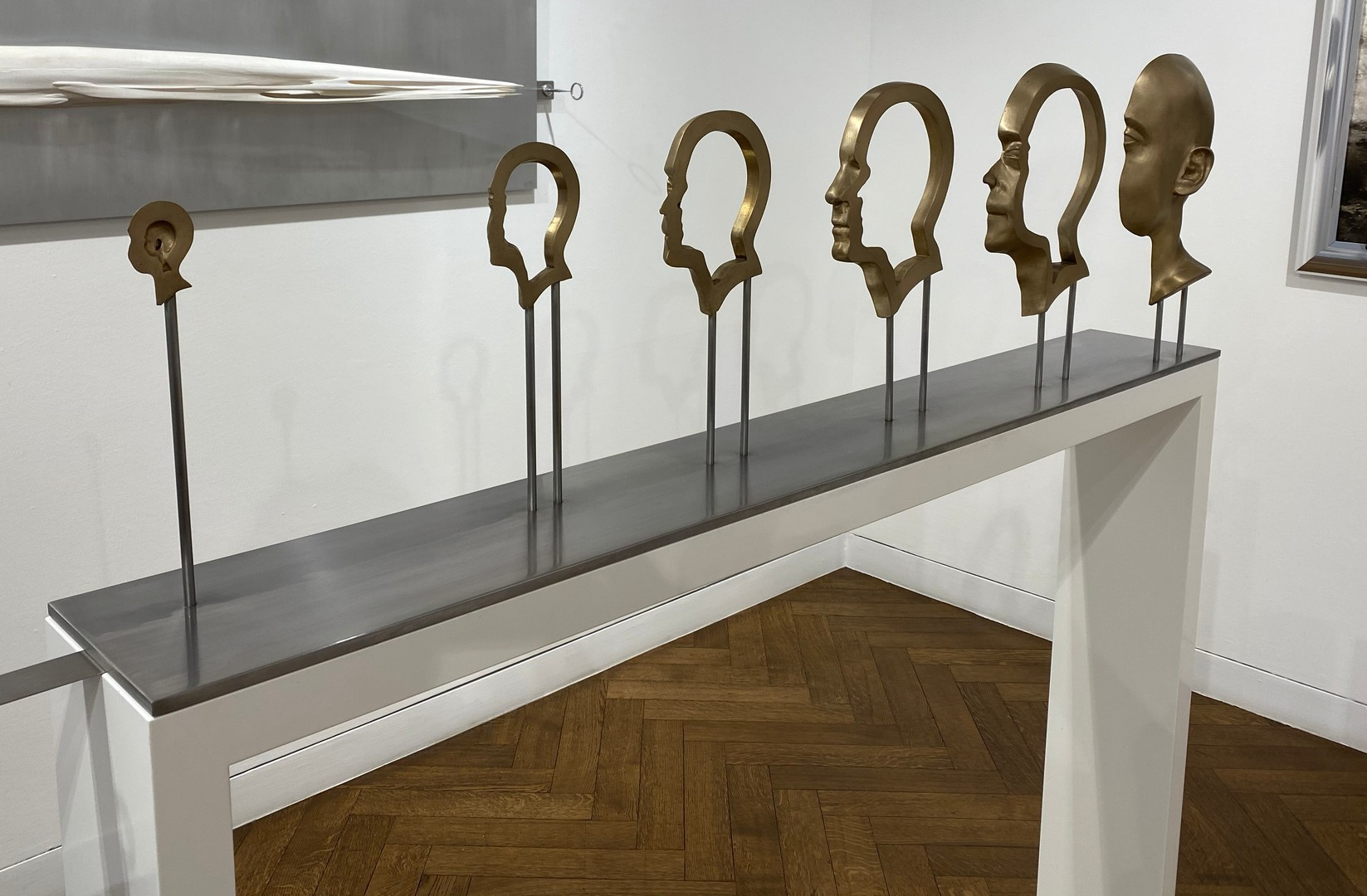 Singularity Raw Bronze — plinth2a.png