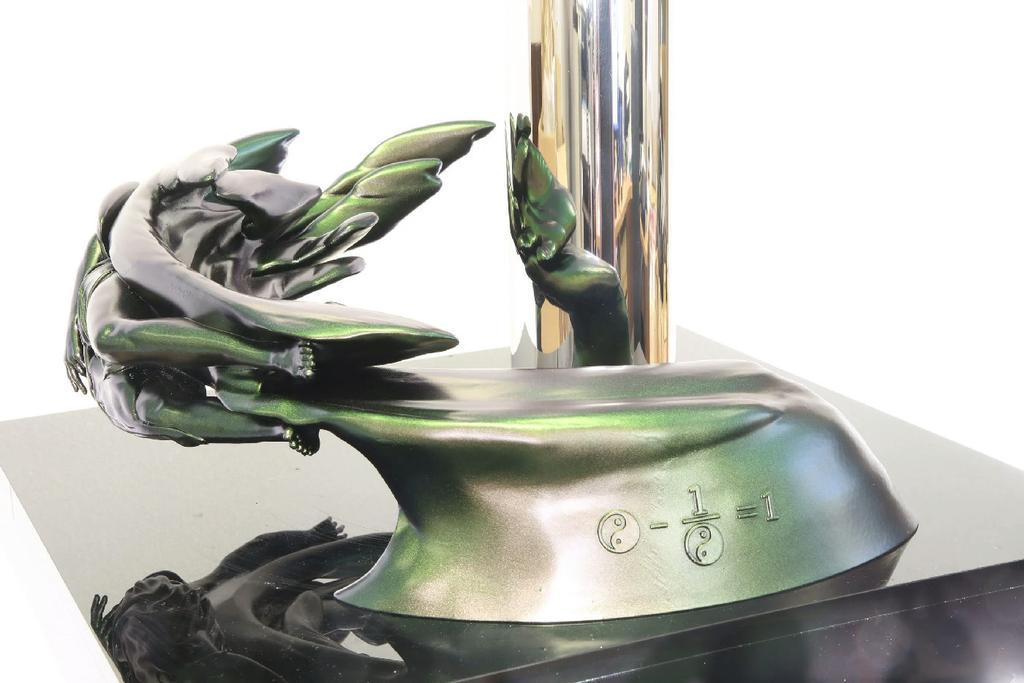Meditating Together (Yin Yang) green