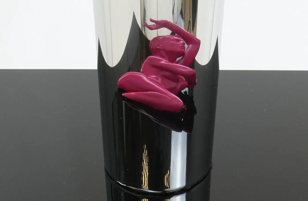 Reality Bath in Fuchsia — 2W6A5524_e1_detail.jpg
