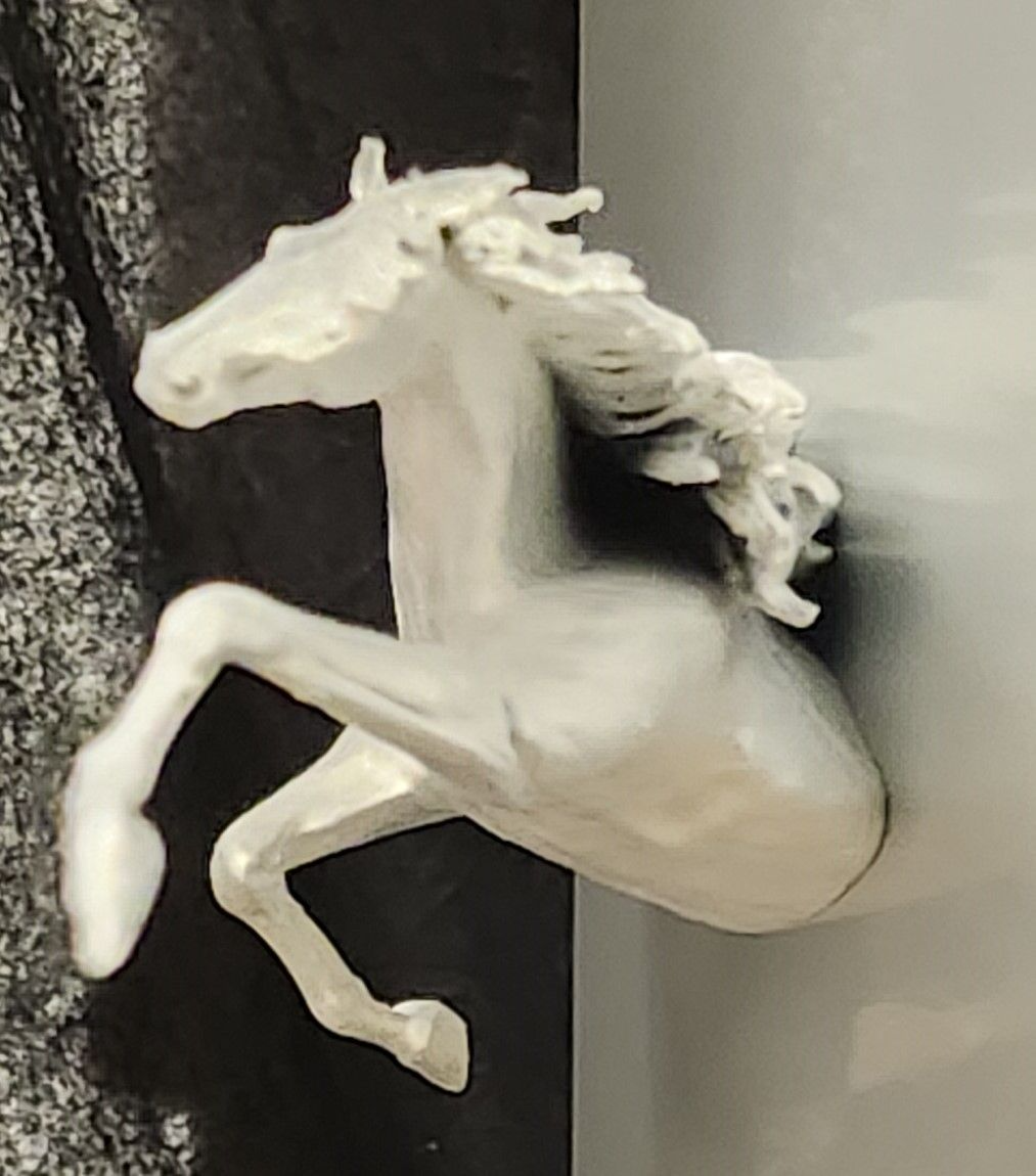 No way José (Oblique Steed) — No way José (Oblique Steed) Jonty Hurwitz and Yifat Davidoff 1.png