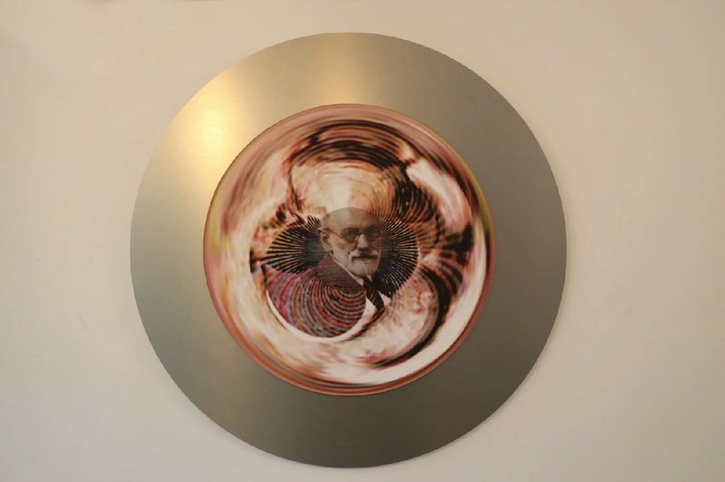 Freud: Visualization of the Ego — Einstein_Cone_Anamorph_Jonty_Hurwitz_3.jpg