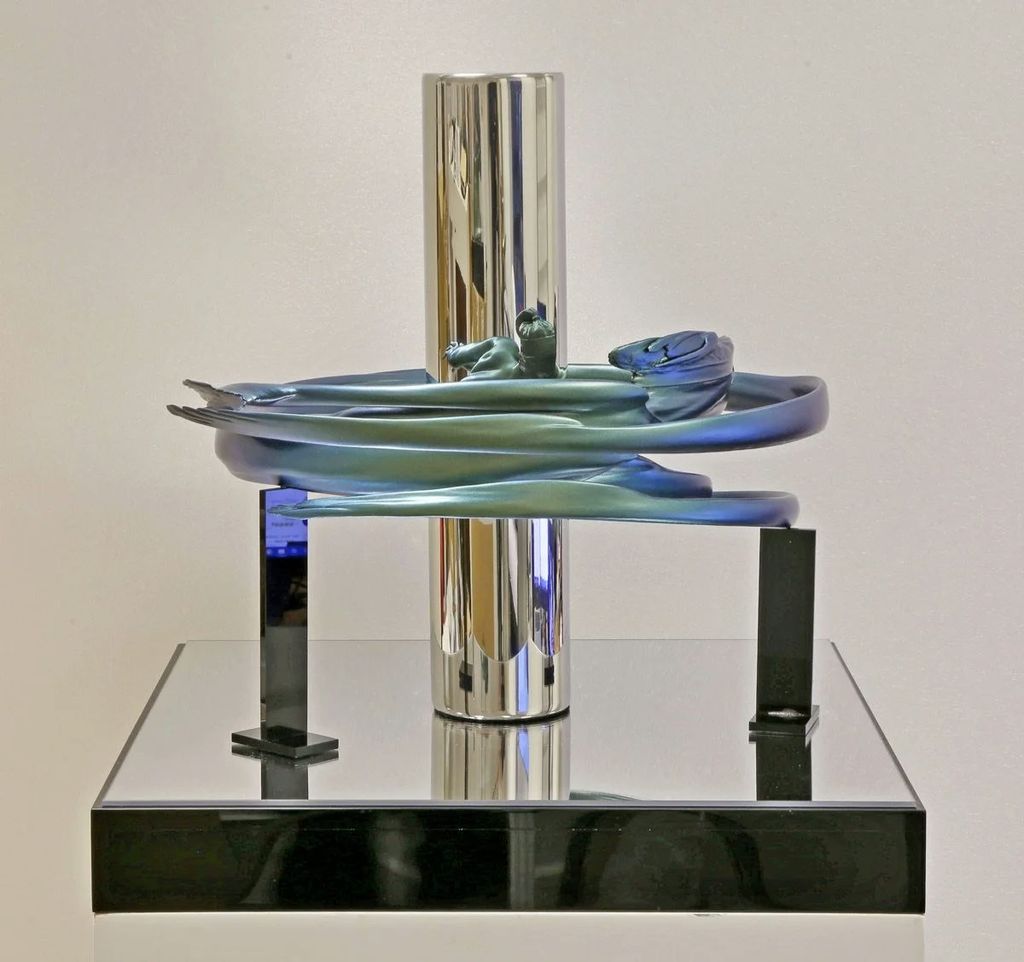 Z-Woman — z-woman+-+jonty+hurwitz+8.jpg