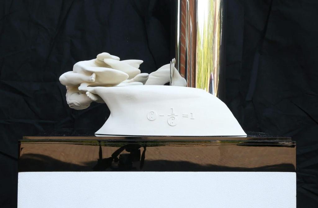 Meditating Together (Yin Yang) white — meditating-together-jonty-hurwitz-yifat-davidoff-white-18.jpg