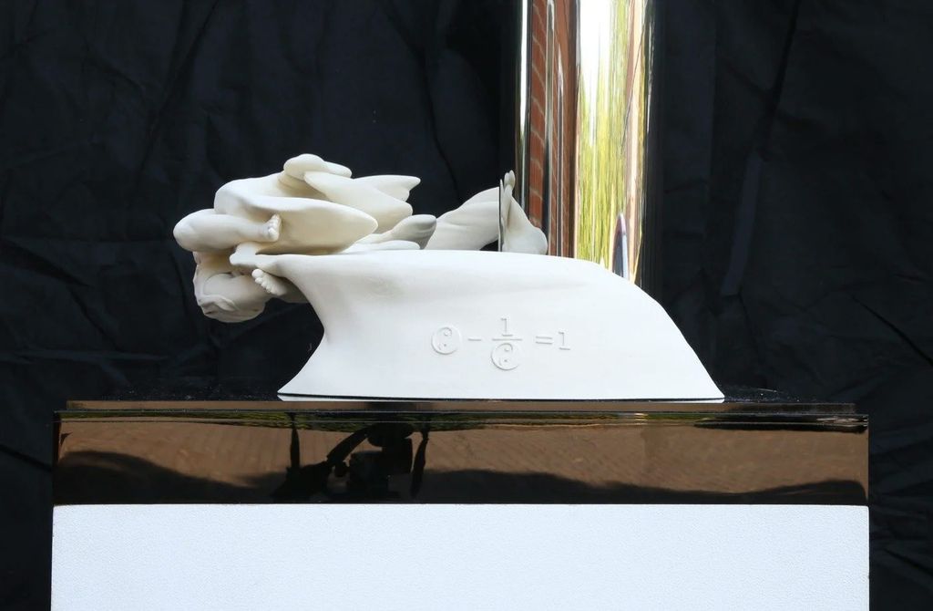 Meditating Together (Yin Yang) white — meditating-together-jonty-hurwitz-yifat-davidoff-white-18.jpg