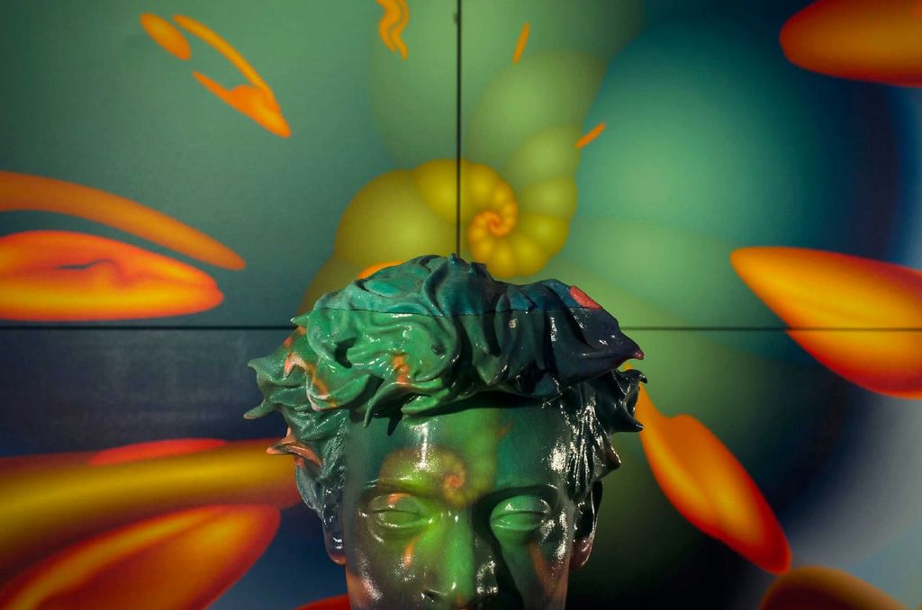 Interconnectedness of Self — Jonty_Hurwitz_Interconnectedess_5.jpg