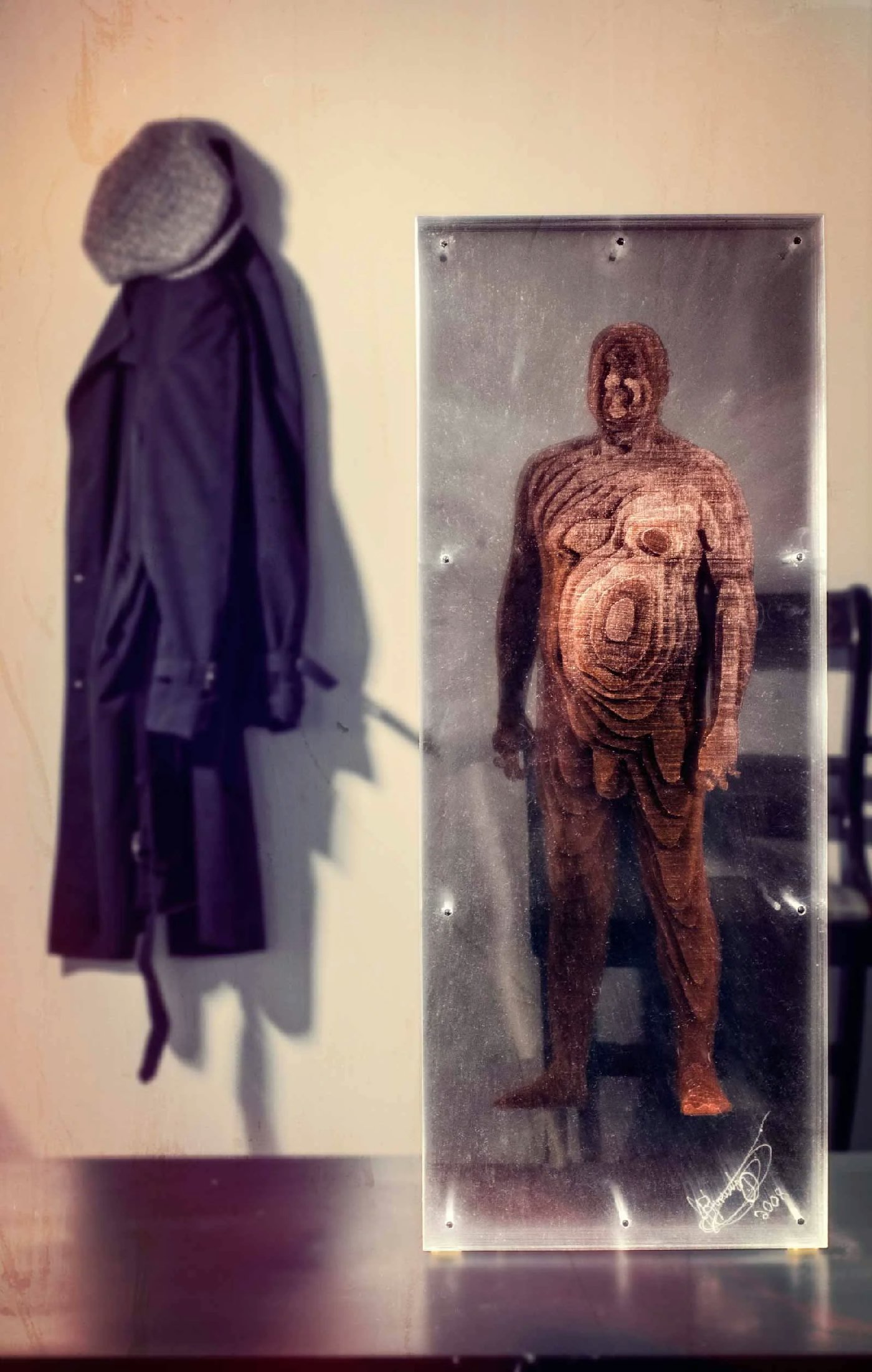 Jonty Hurwitz & Yifat Davidoff, Dad I Need You Right Now, Copper Mesh Layered In Perspex, 2008