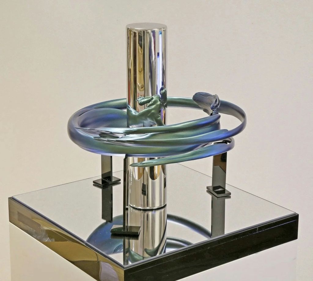 Jonty Hurwitz & Yifat Davidoff, Z-Woman, Copper, Stainless Steel And Acrylic, 2023