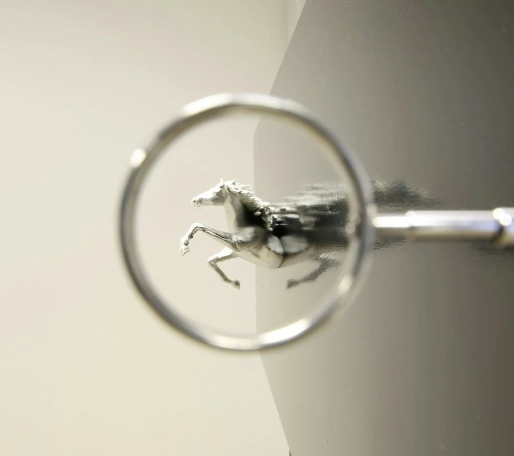 Jonty Hurwitz & Yifat Davidoff, No way José (Oblique Steed), Aluminium, Resin, Paint, 2024